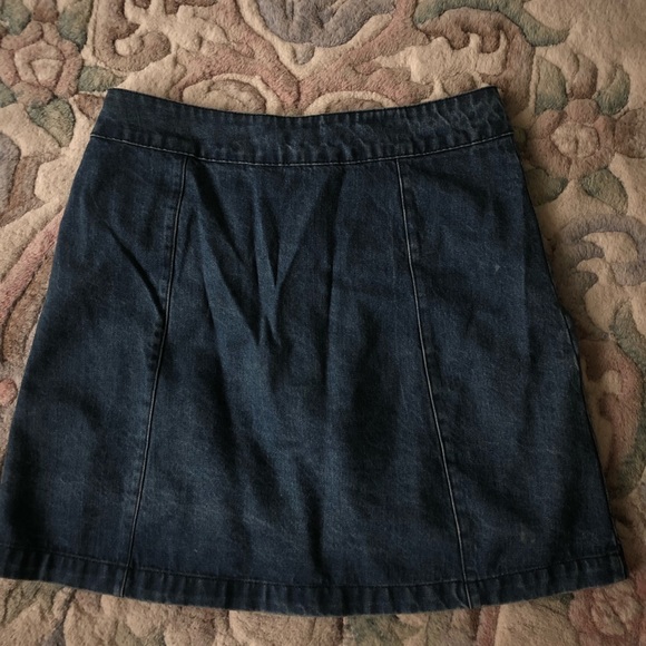 Button up skirt - Picture 3 of 3